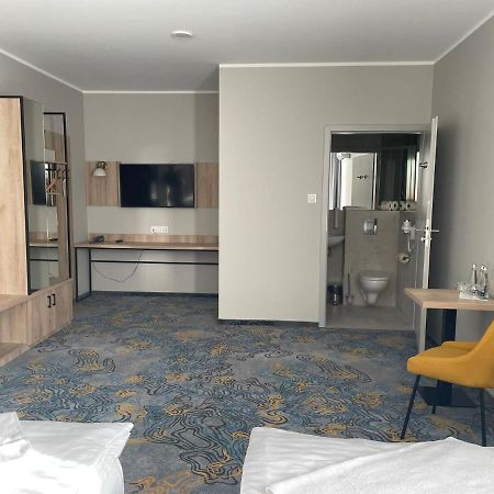 Hotel Dobosz Полице Экстерьер фото