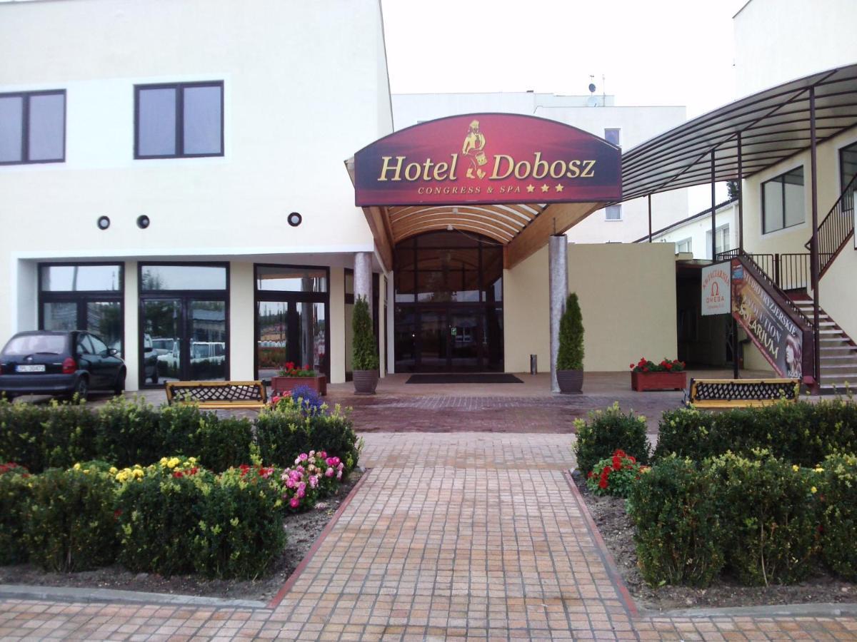 Hotel Dobosz Полице Экстерьер фото