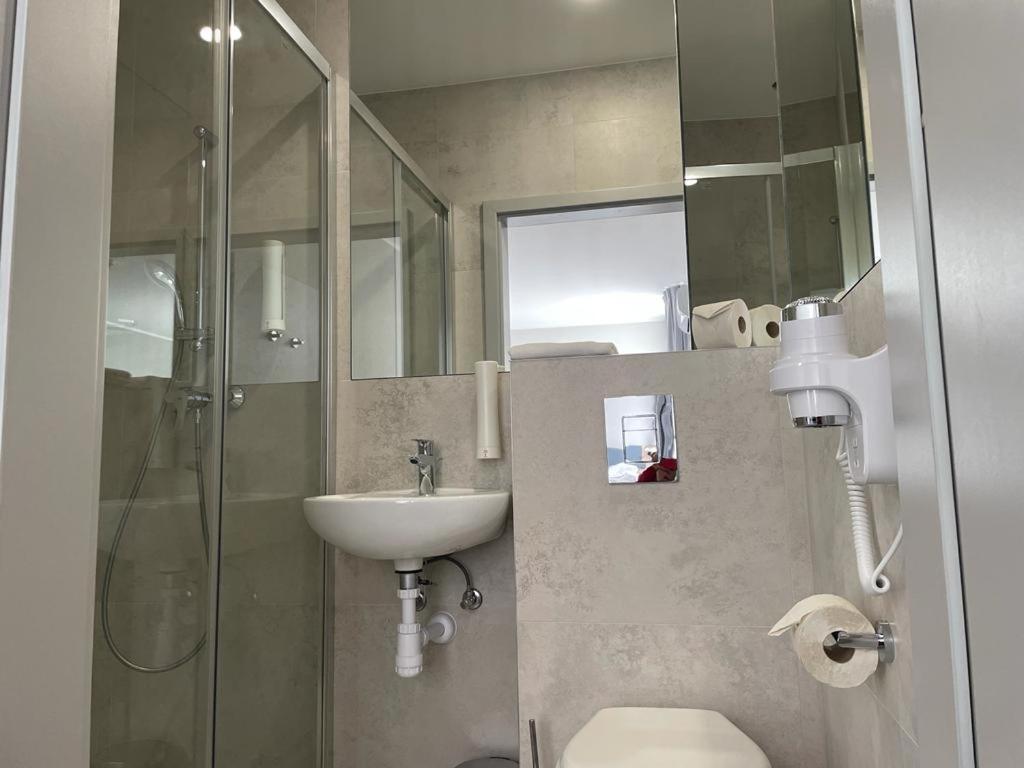 Hotel Dobosz Полице Экстерьер фото