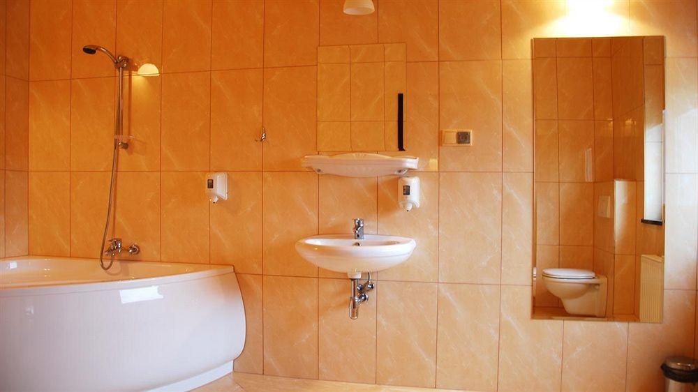 Hotel Dobosz Полице Экстерьер фото