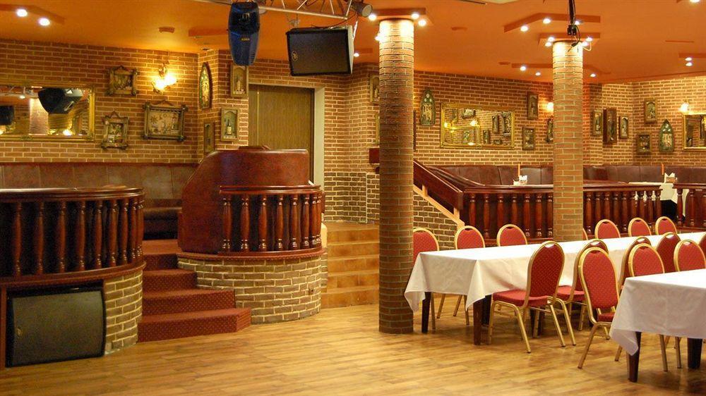 Hotel Dobosz Полице Экстерьер фото