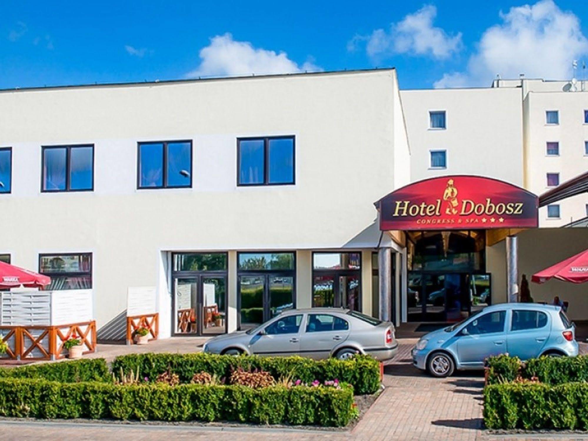 Hotel Dobosz Полице Экстерьер фото