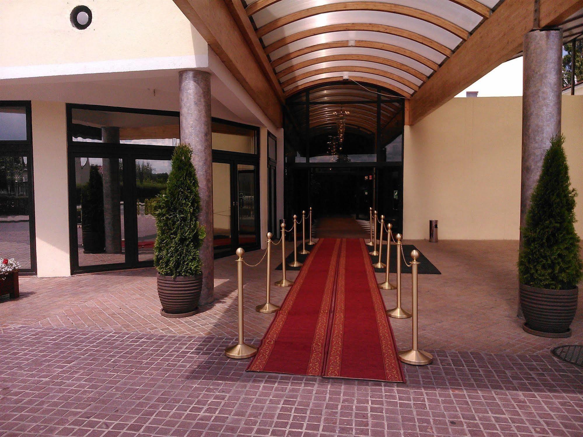 Hotel Dobosz Полице Экстерьер фото
