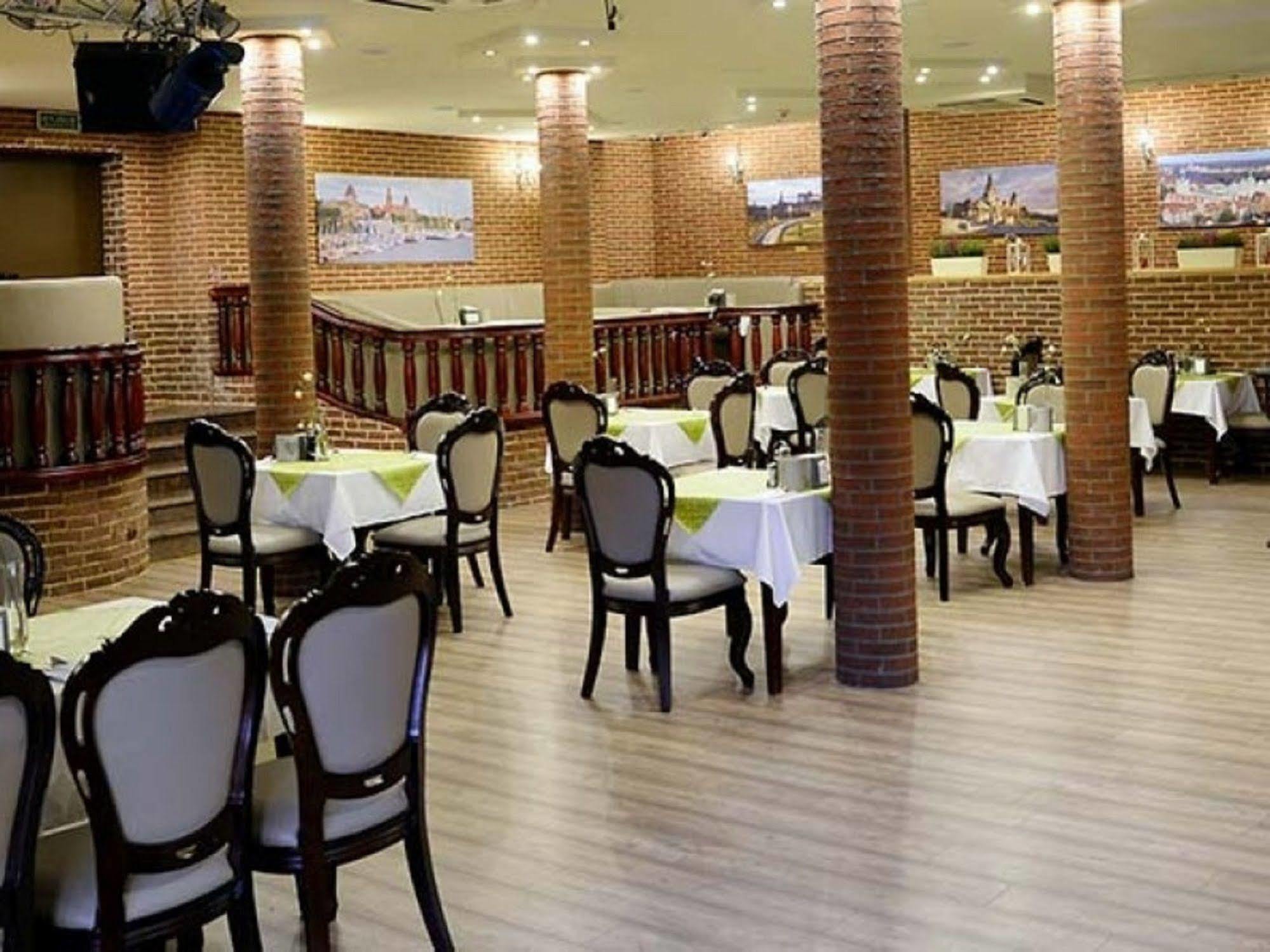 Hotel Dobosz Полице Экстерьер фото